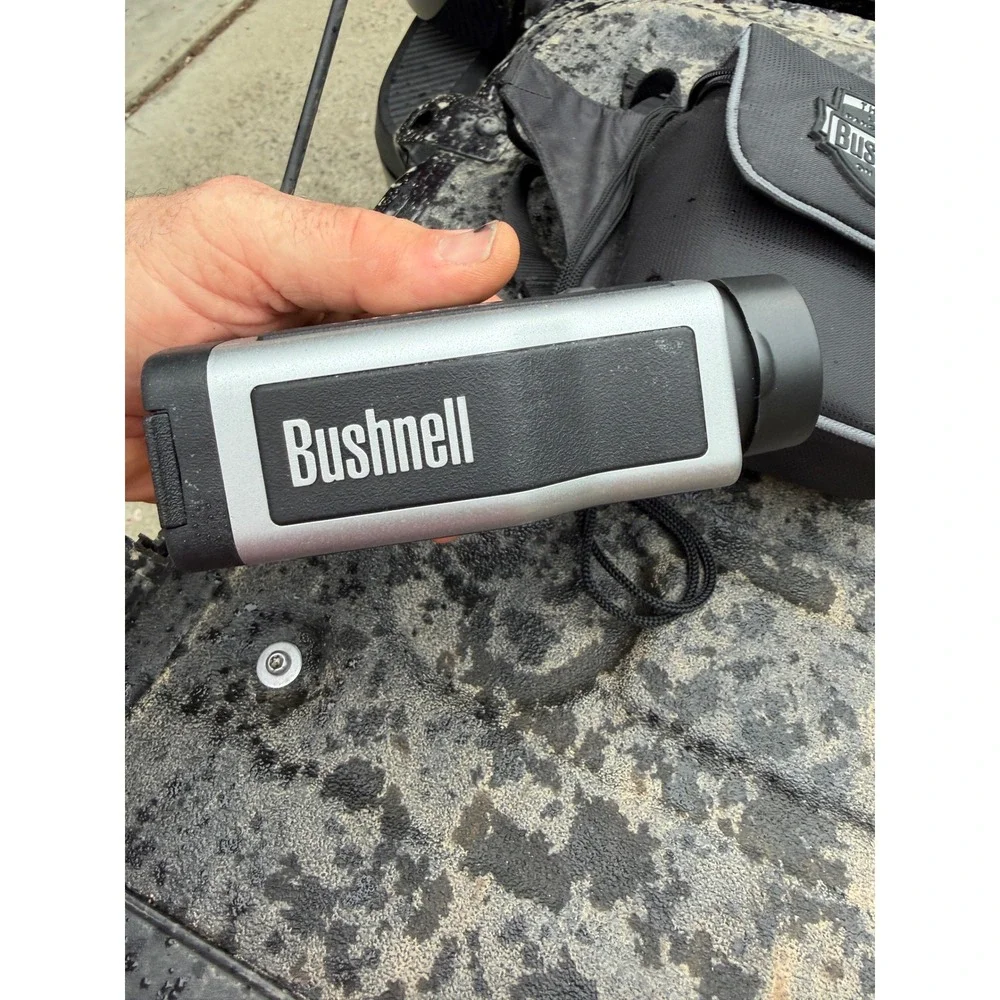 Bushnell PinSeeker 1500 Tournament Edition Golf Laser Rangefinder 7x26 20-5102